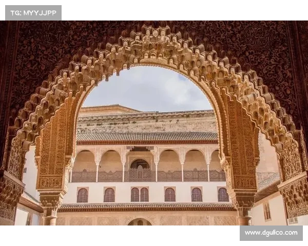 格拉纳达周边旅游指南:探索阿尔罕布拉宫与安达卢西亚的美丽风光 格拉纳达周边旅游指南:探索阿尔罕布拉宫与安达卢西亚的美丽风光