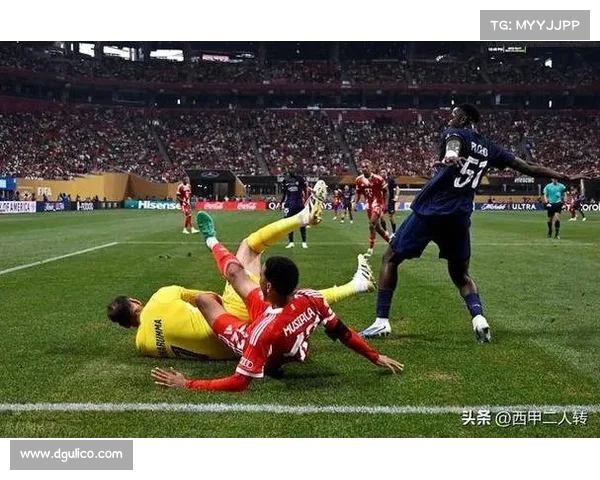 西甲球迷因裁判判罚争议大规模抗议 赛事公正性引发热议