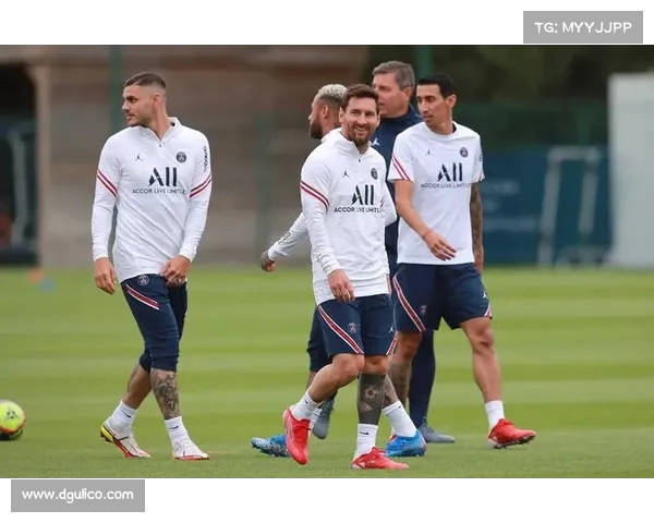 法甲球员体能训练与竞技表现的关系分析及优化策略 法甲球员体能训练与竞技表现的关系分析及优化策略